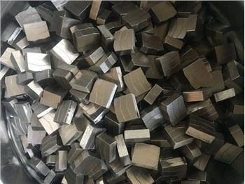 Granit skärverktygssegment