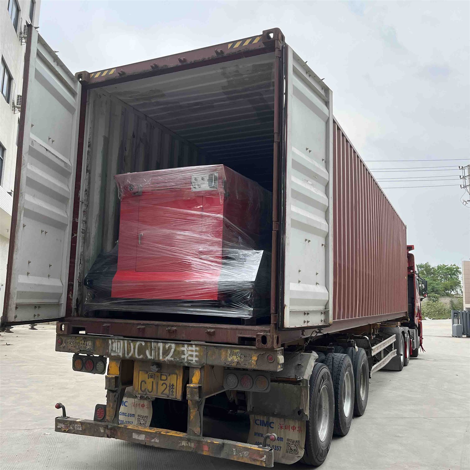 Electric Wire Saw Machine Loading Container Electric Wire Saw Machine Loading Container